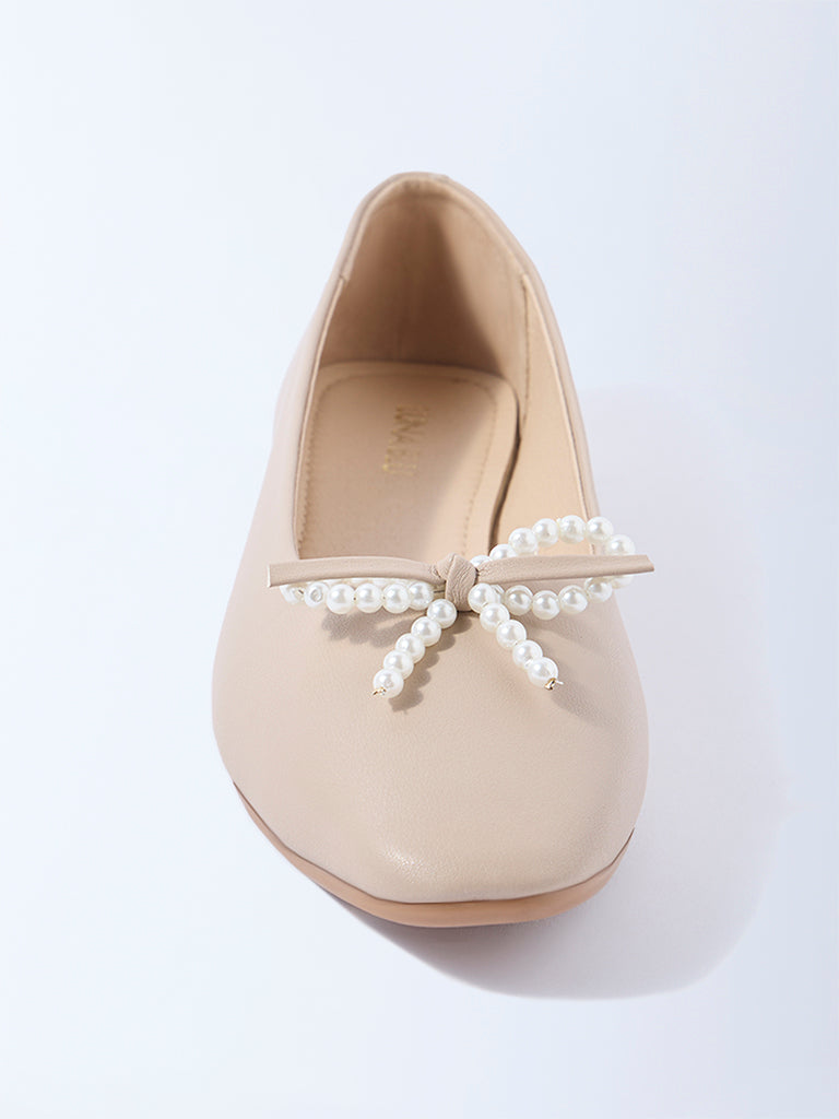 LUNA BLU Beige Pearlescent Ballerina