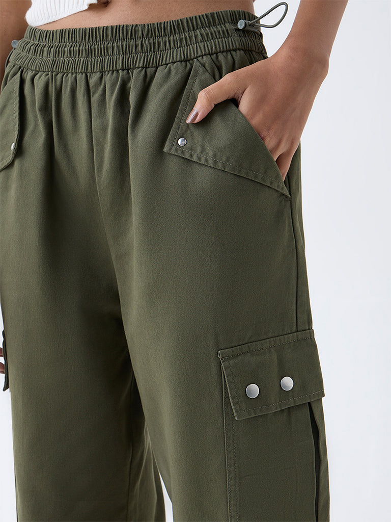 Nuon Green Cargo-Style High-Rise Cotton Joggers