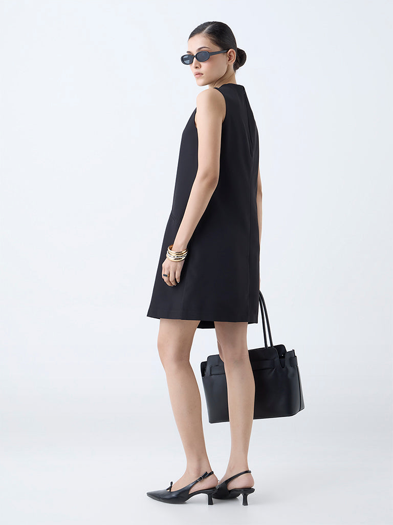 Wardrobe Black Solid Shift Dress