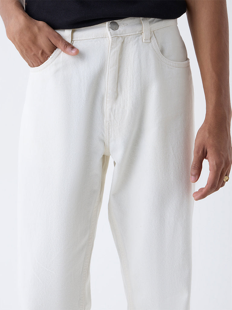 Nuon Off-White Relaxed-Fit Mid-Rise Jeans