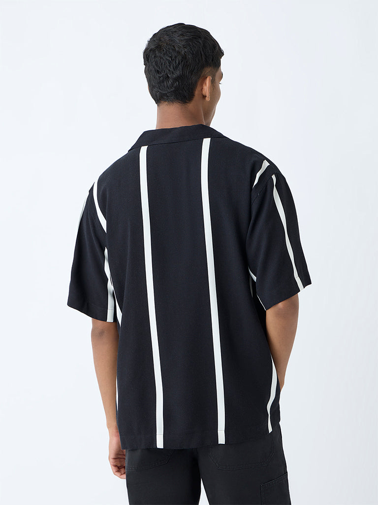 Westside Nuon Men's Black Striped Relaxed-Fit Shirt for Casual Wear Back View