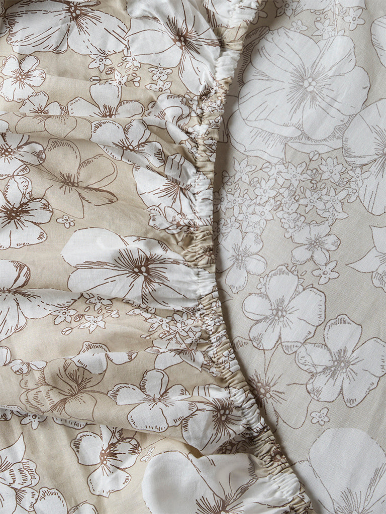Westside Home Beige Floral Pattern Queen Bed Sheet Set