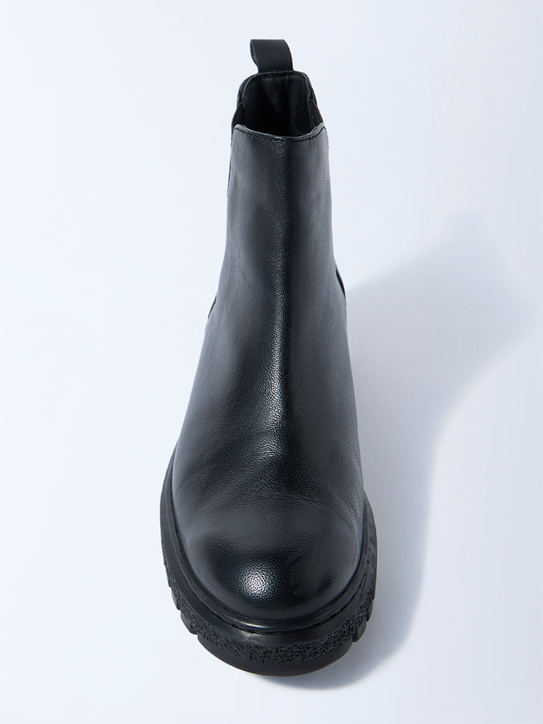 LUNA BLU Black Chelsea Leather Boots