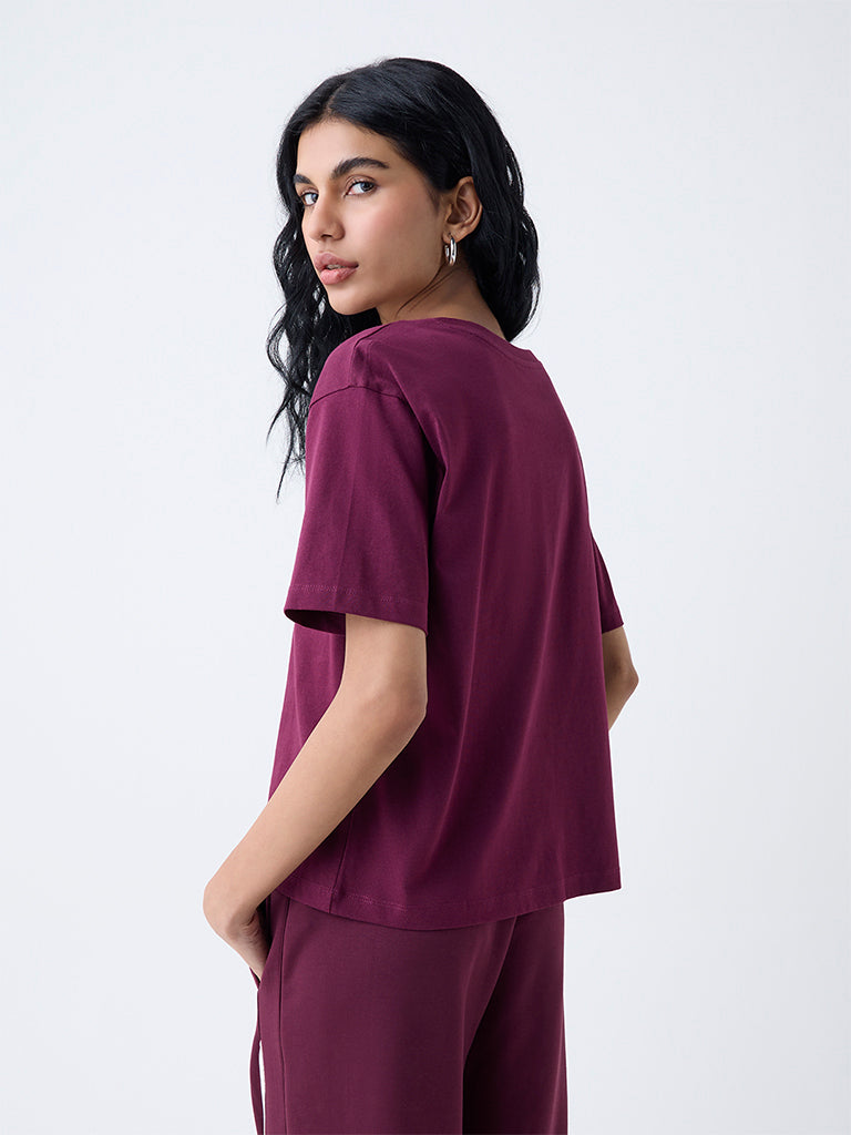 Studiofit Plum Printed Cotton T-Shirt