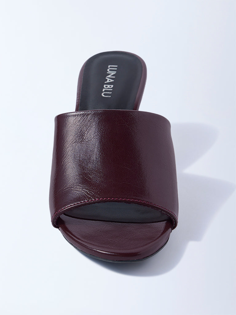 LUNA BLU Burgundy Wedge-Heel Sandals