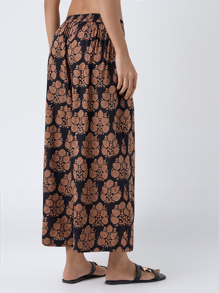 Utsa Black Botanical Printed Palazzos
