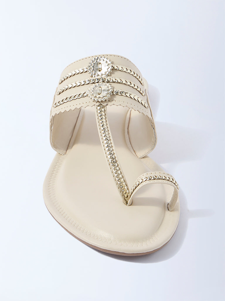 LUNA BLU Ivory Kolhapuri Sandals - Exclusive