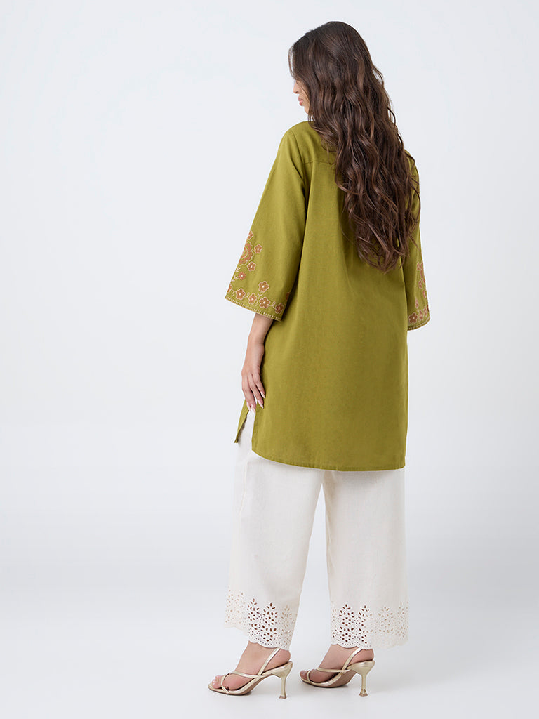 Utsa Lime Floral Embroidered Cotton-Blend A-Line Kurta