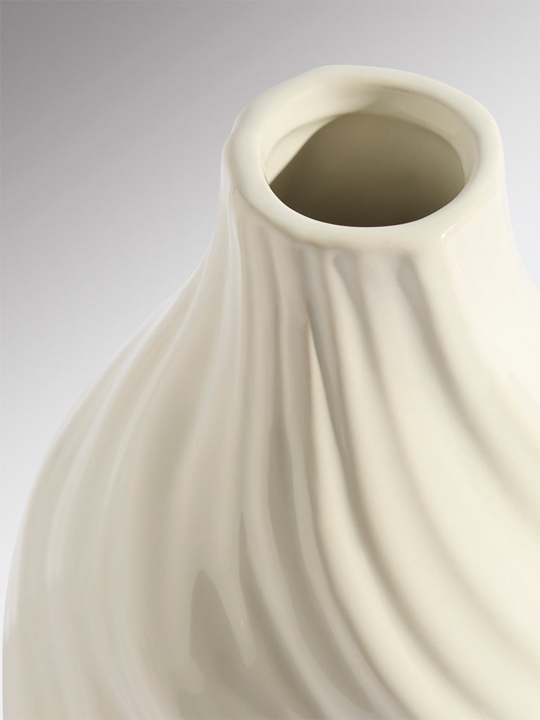 Westside Home Cream Ceramic Twist Vase