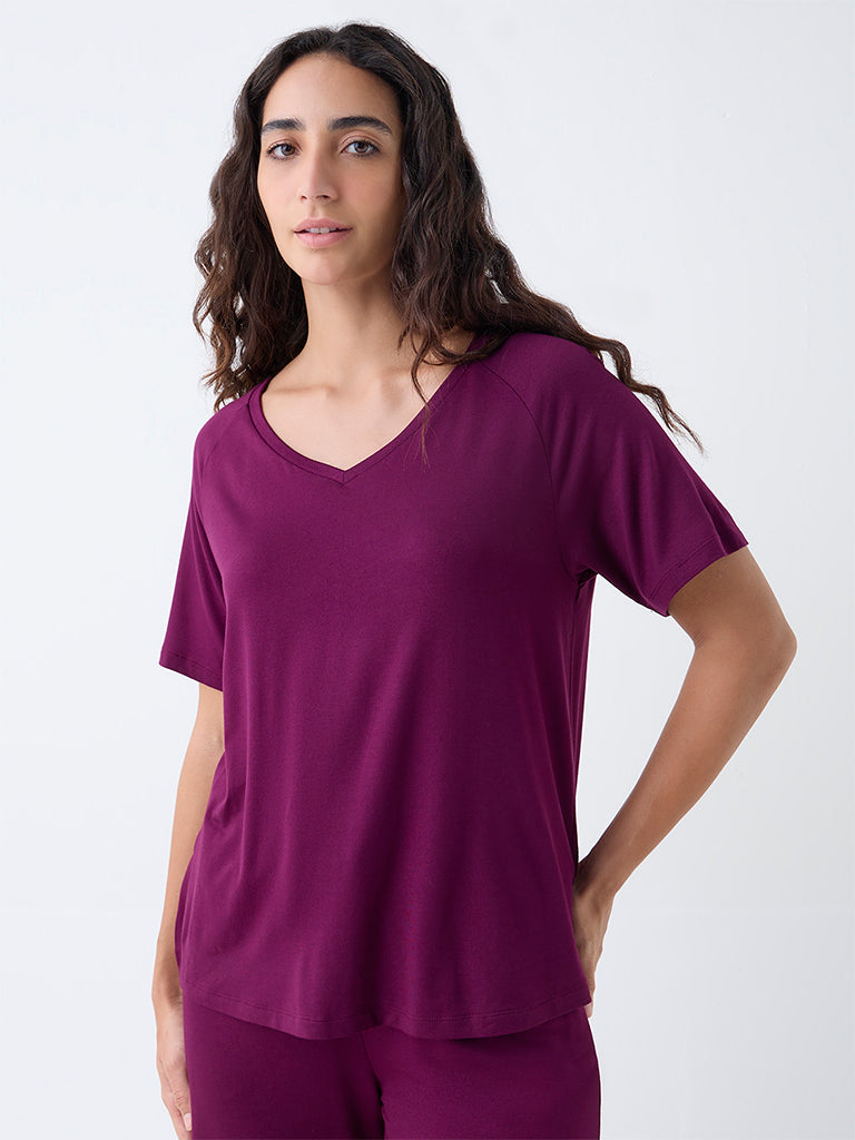 Wunderlove Plum Solid T-Shirt