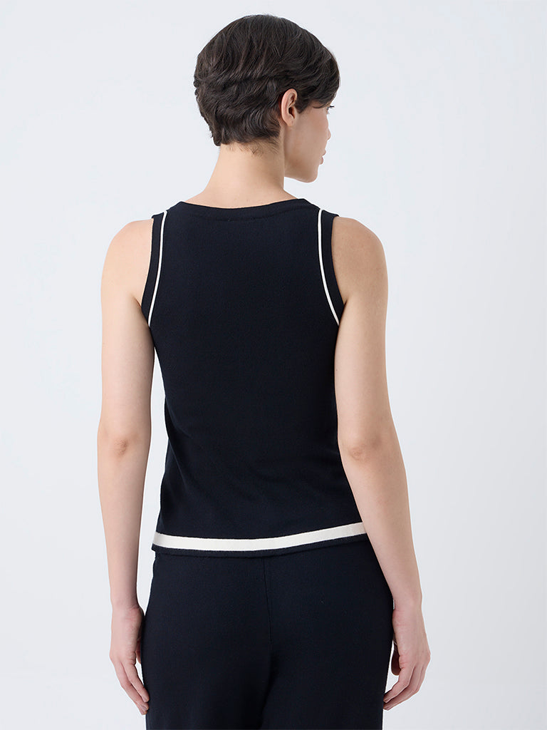 Wunderlove Black Solid Top