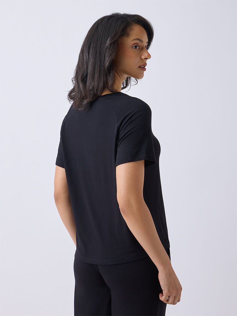 Wunderlove Black Solid Top