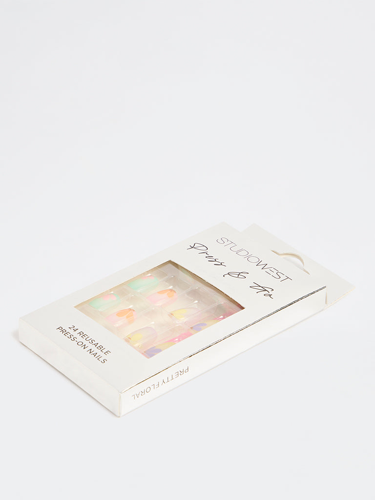 Studiowest Press and Go Pretty Floral Press-On Nail Set