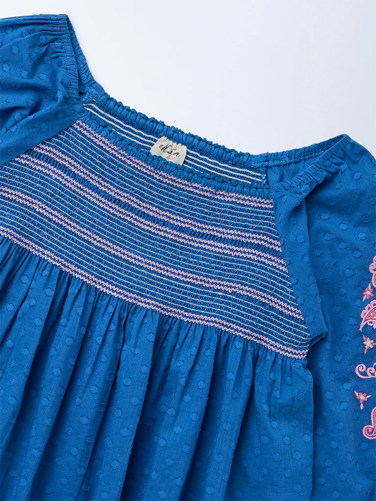 Utsa Kids Girls Indigo Embroidered Cotton-Blend Top