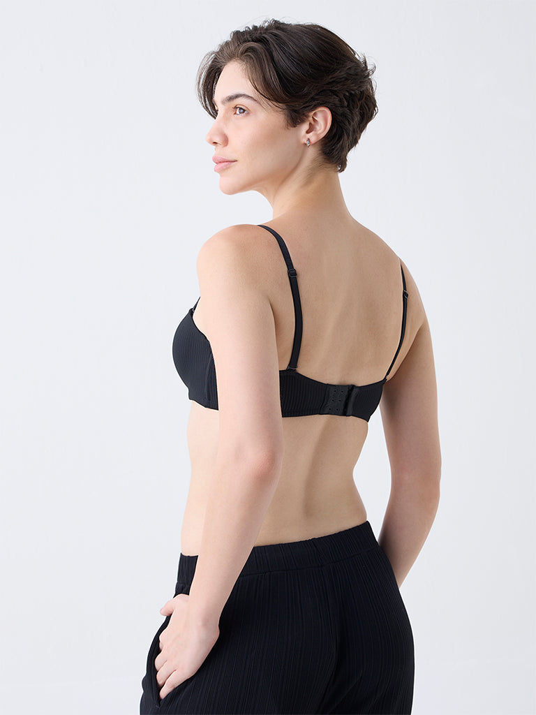 Wunderlove Black Self-Striped Underwired Strapless Bra