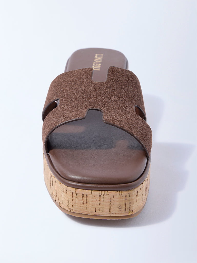LUNA BLU Brown Suede Platform Wedge Sandals