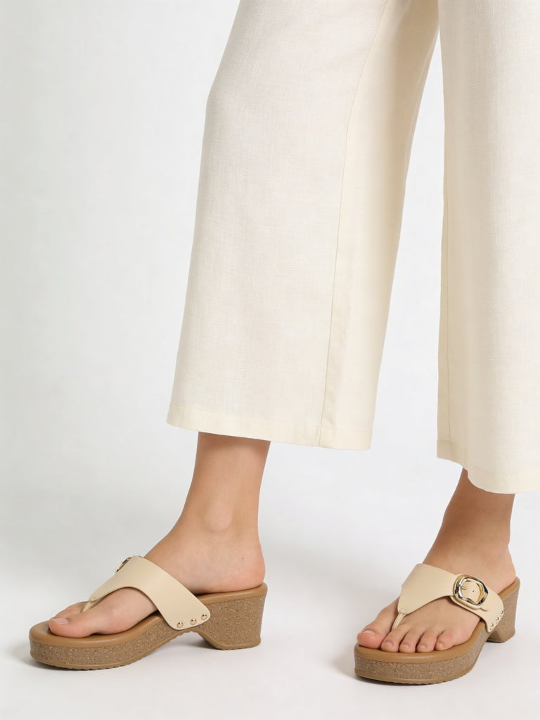 LUNA BLU Ivory Buckle-Detailed Thong Strap Sandals