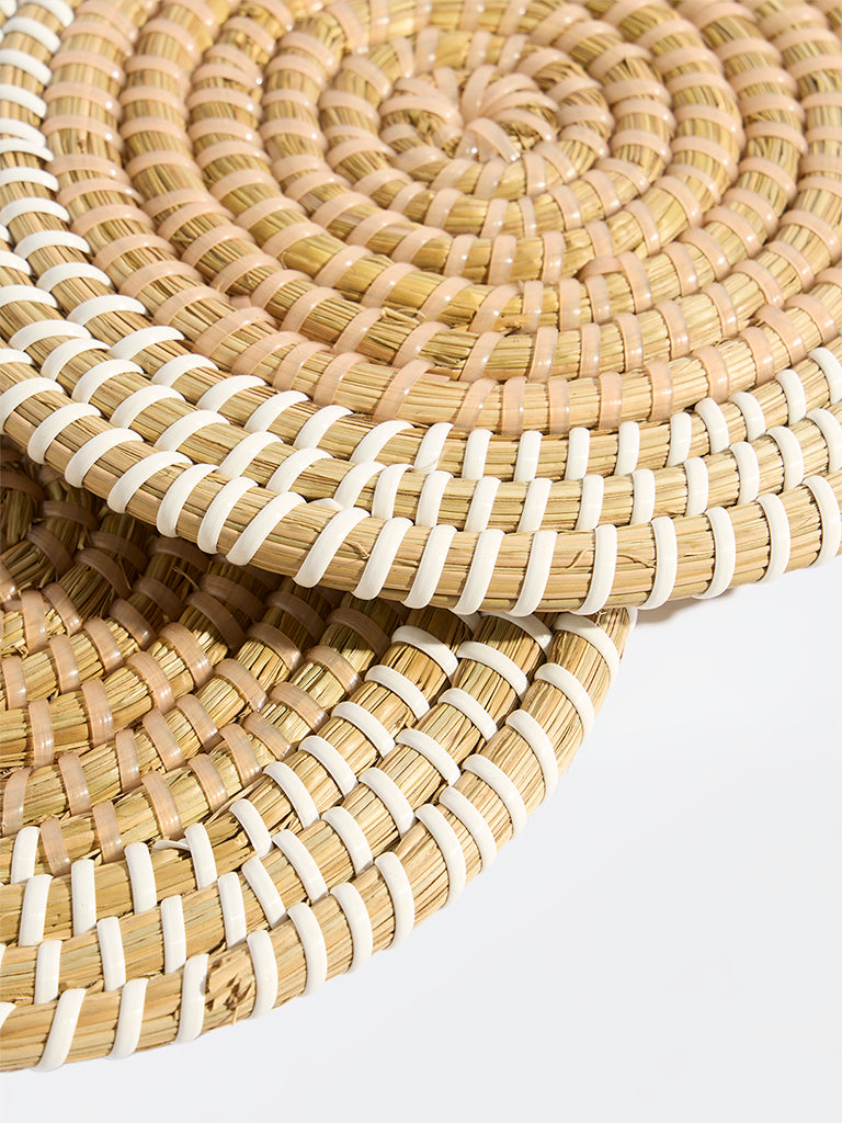 Westside Home Beige Braided Trivets (Set of 2)