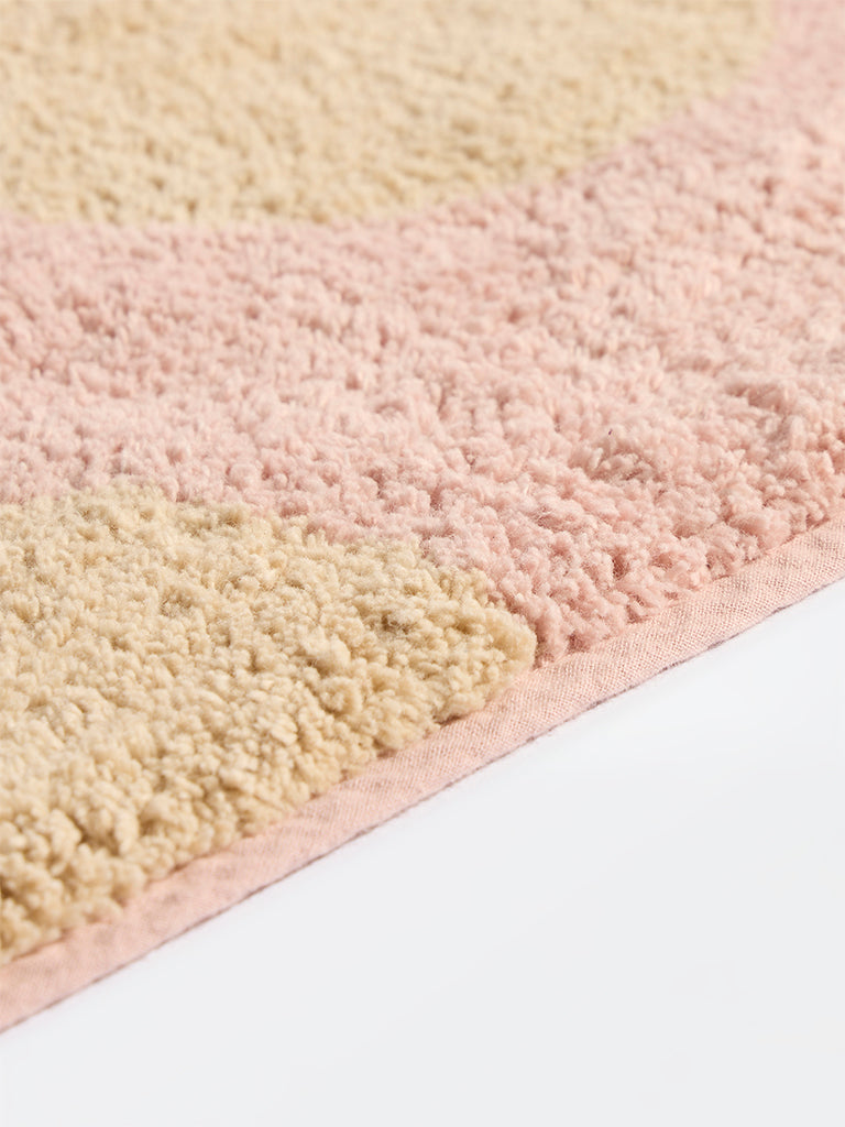 Westside Home Pink Polka Dots Bath Mat