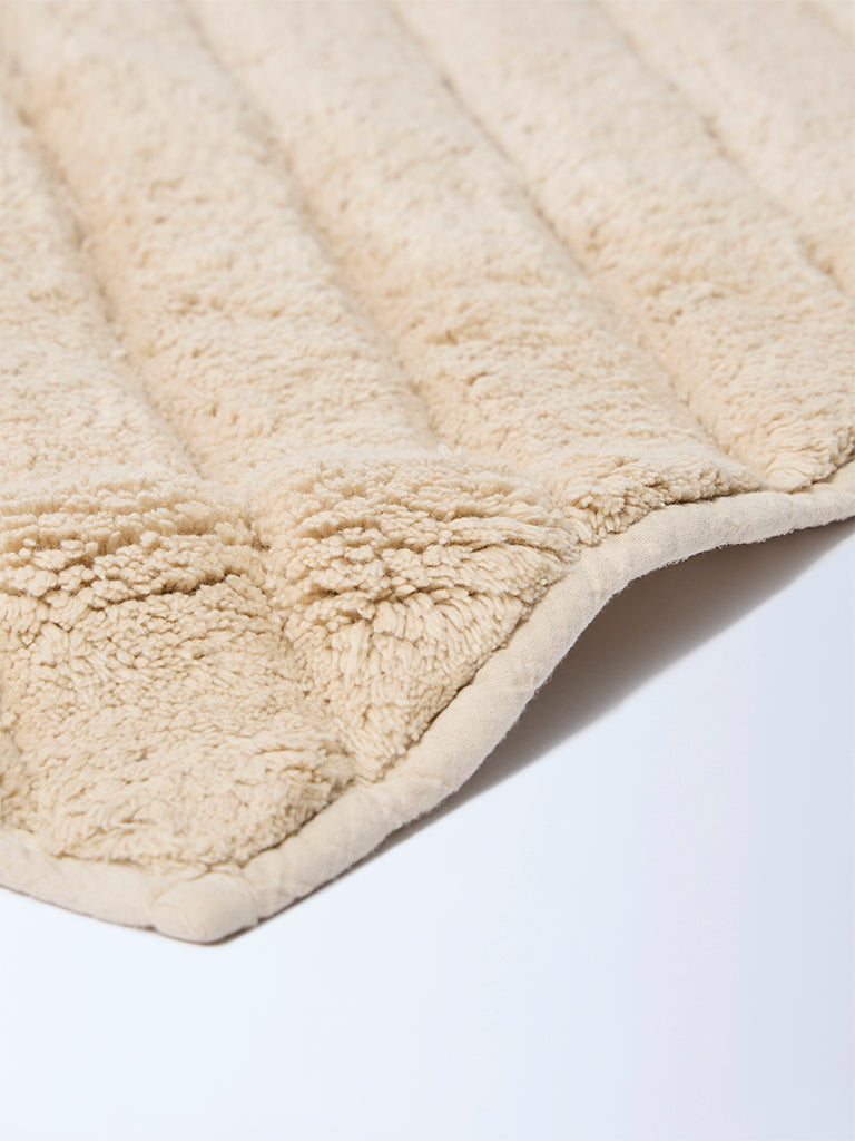 Westside Home Beige Diagonal Striped Bath Mat