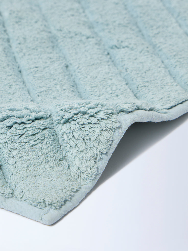 Westside Home Dusty Blue Diagonal Striped Bath Mat