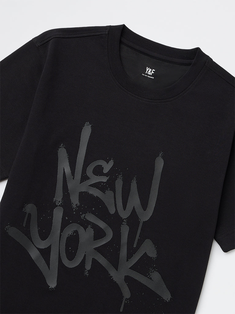 Y&F Kids Boys Black Printed Cotton-Blend T-Shirt