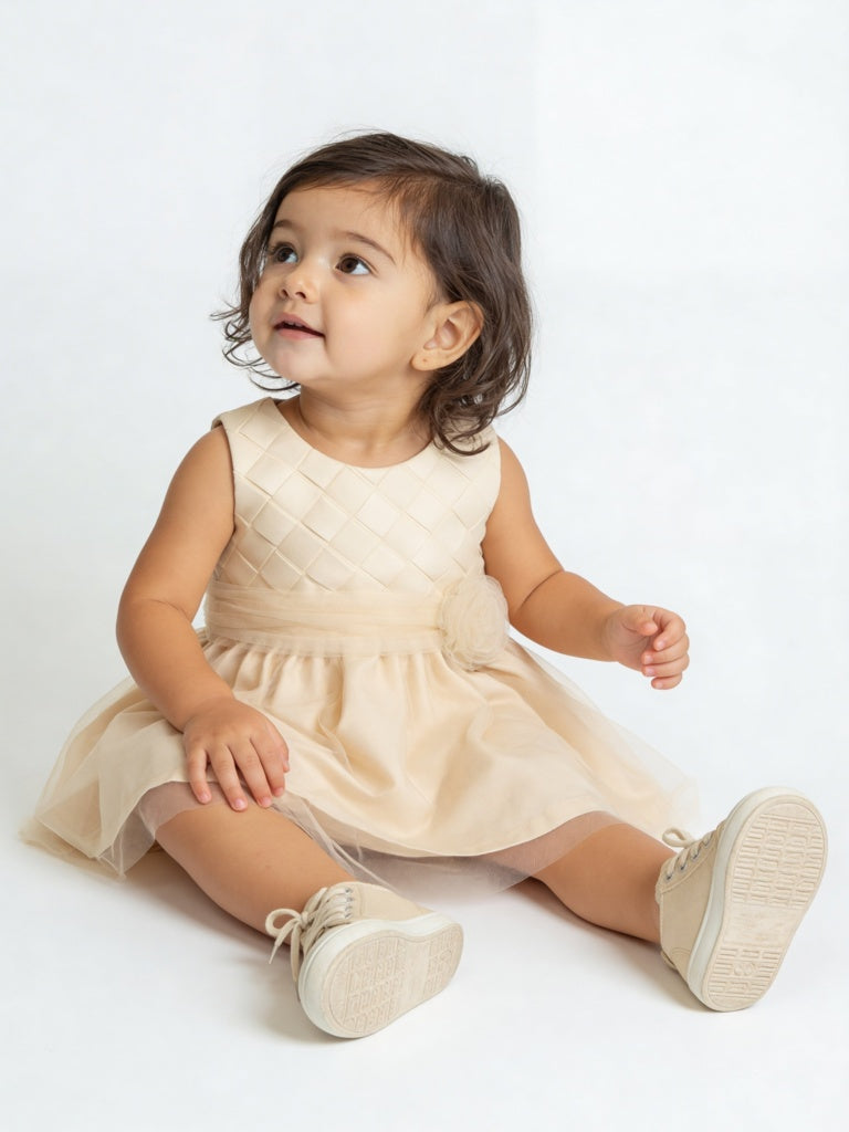 princess polly baby blue dress Women's Beige Vests main image 1