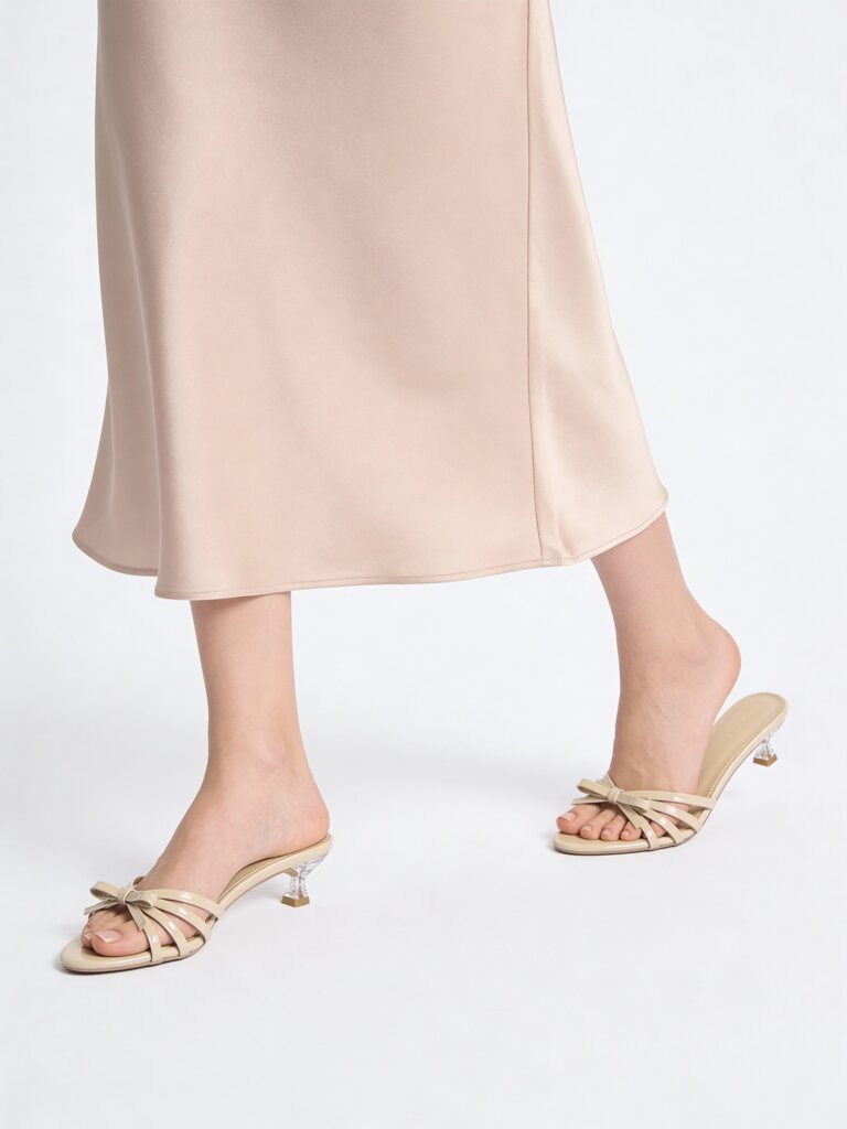 LUNA BLU Light Beige Bow-Detailed Sandals