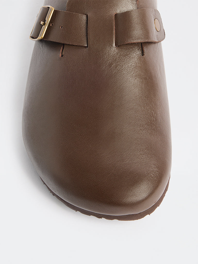 SOLEPLAY Brown Buckle Clogs