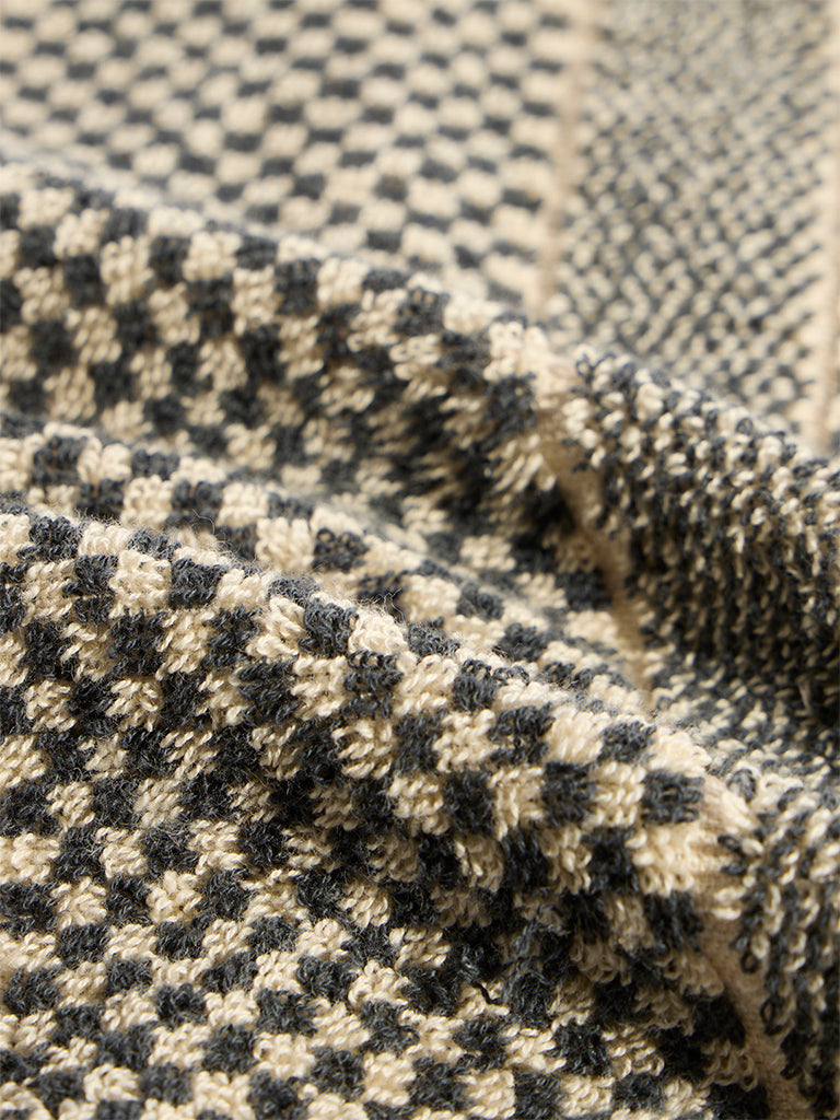 Westside Home Black Popcorn Textured Bath Towel