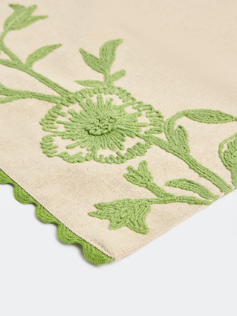 Westside Home Beige Floral Embroidered Placemats (Set of 4)