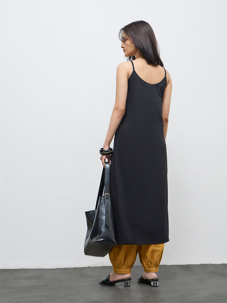 Utsa Black Floral Embroidered Cotton-Blend A-Line Kurta