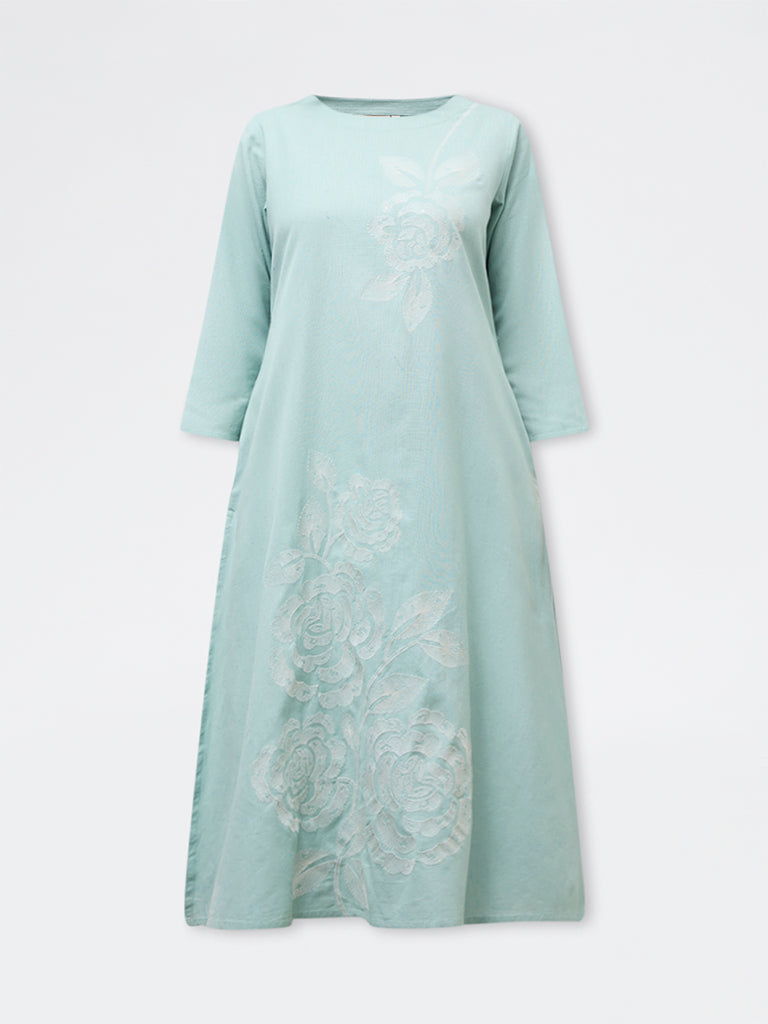 Utsa Aqua Floral Embroidered Cotton-Blend A-Line Kurta