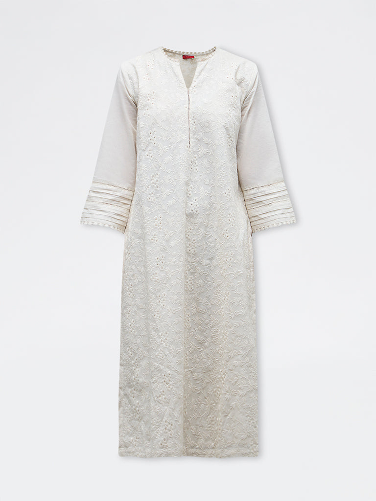 Zuba White Floral Embroidered A-Line Cotton Kurta