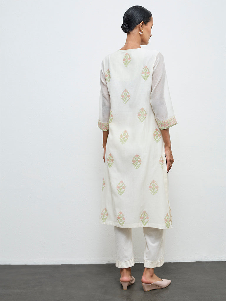Zuba Off-White Floral Design Cotton-Blend A-Line Kurta