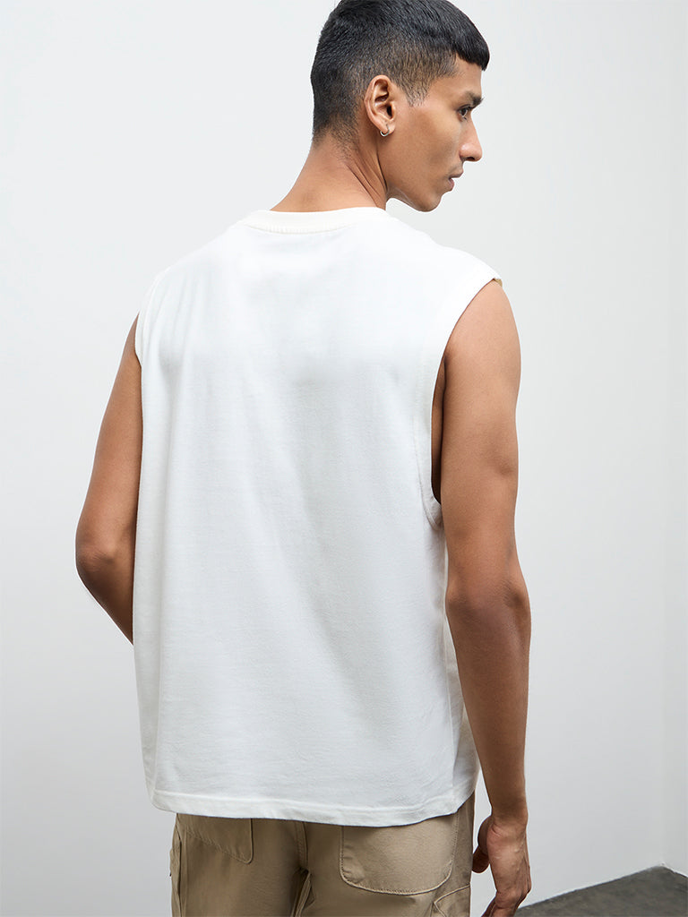 Nuon Off-White Solid Relaxed Fit Cotton T-Shirt