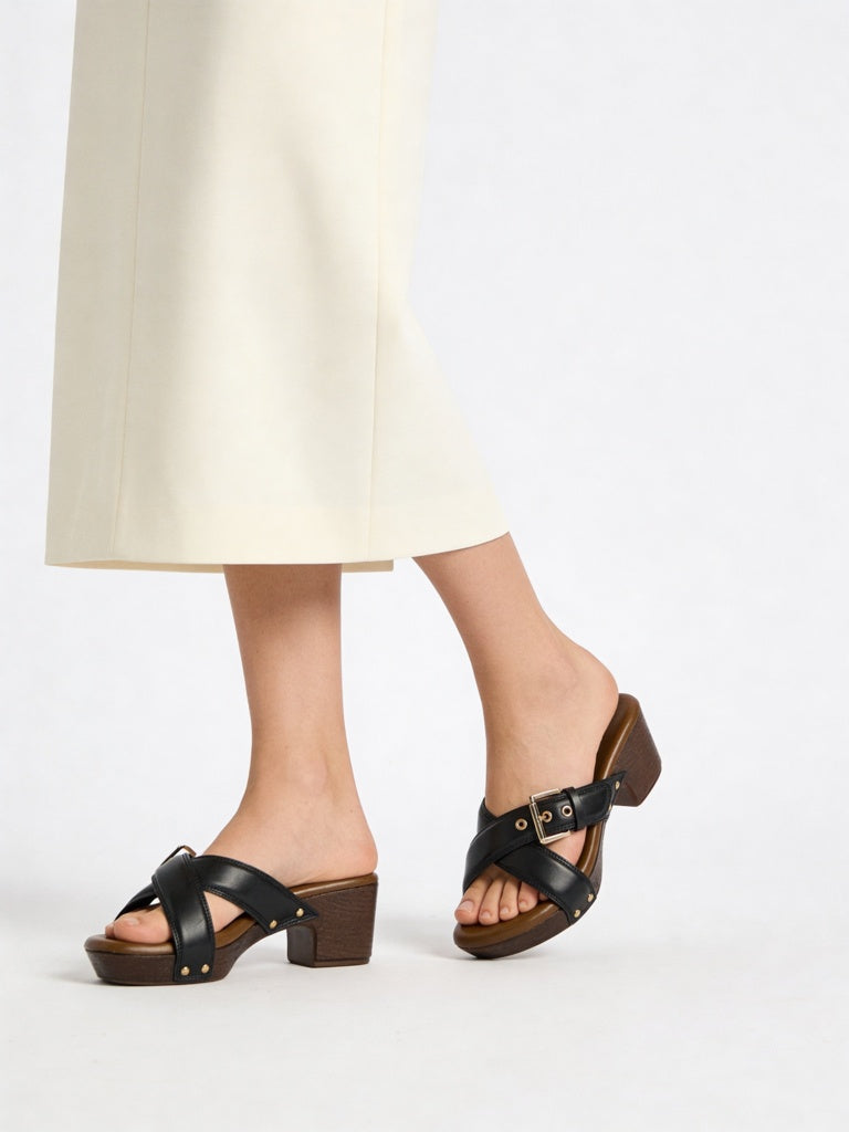 LUNA BLU Black Criss-Cross Strap Heel Sandals