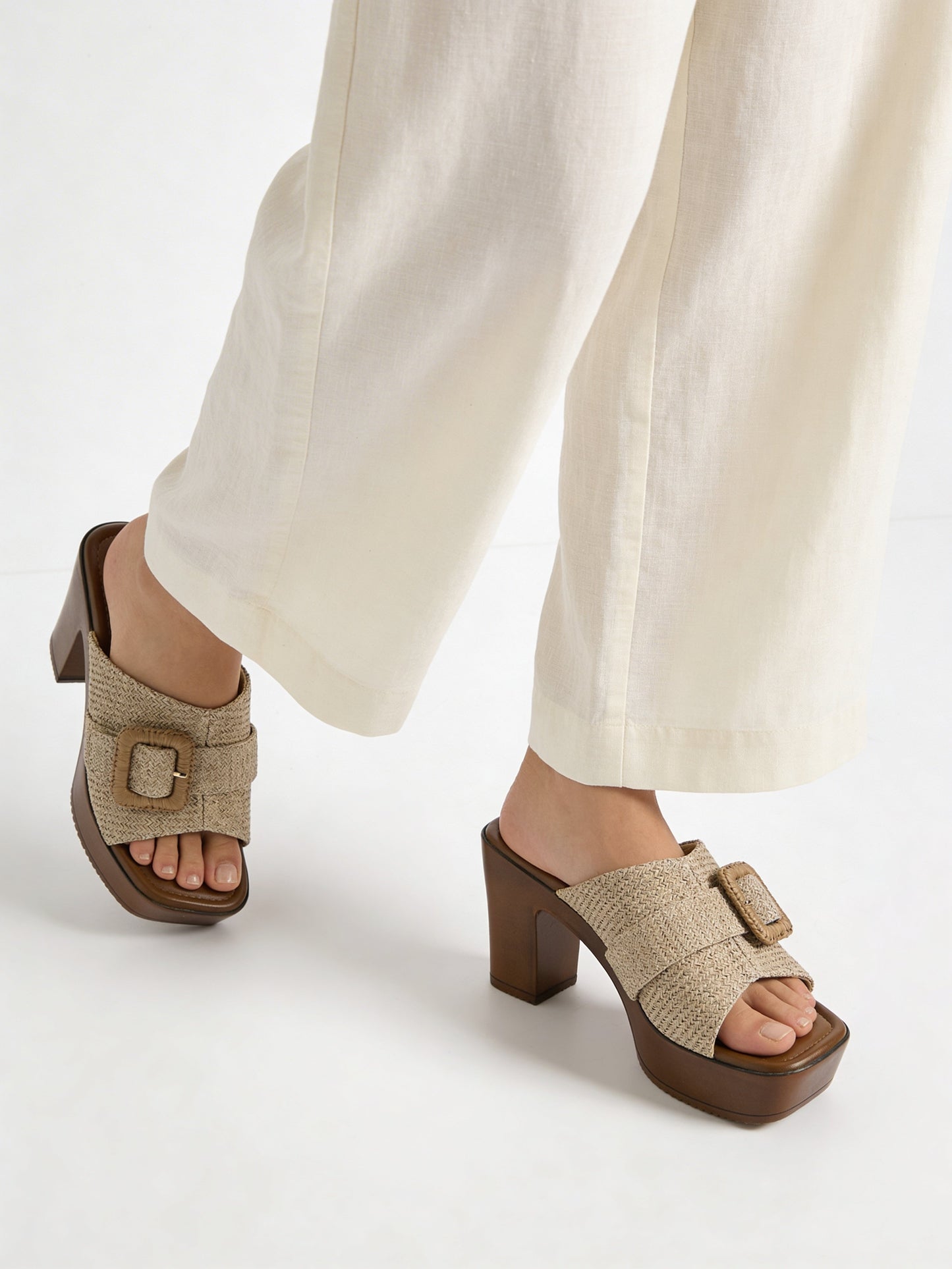 LUNA BLU Beige Raffia Platform-Heel Sandals