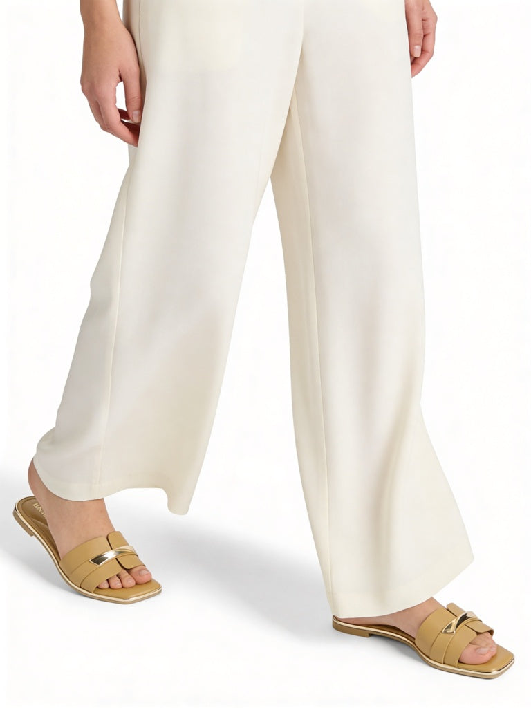 LUNA BLU Beige Metal-Detail Slides