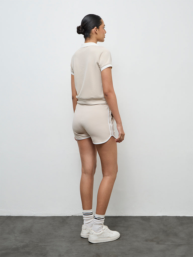 Nuoflexx Beige Striped High-Rise Shorts