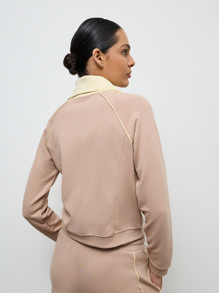 Nuoflexx Beige Pipeline-Detailed Jacket