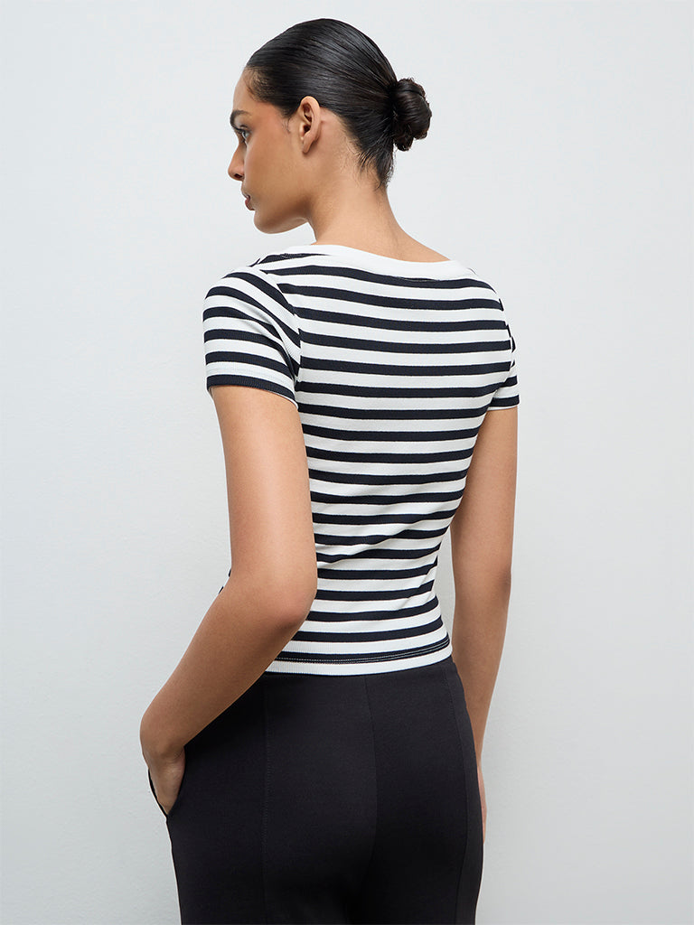 Nuoflexx White Striped Cotton-Blend Top