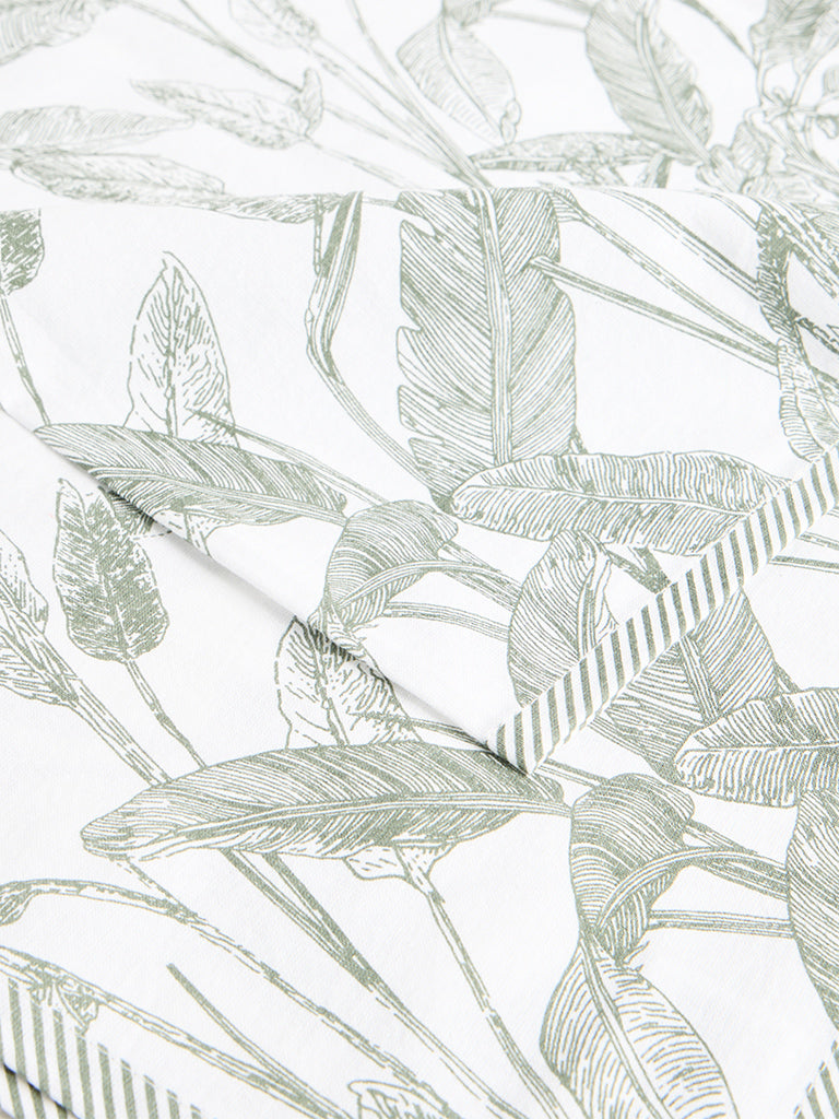 Westside Home Green Botanical Printed Table Runner