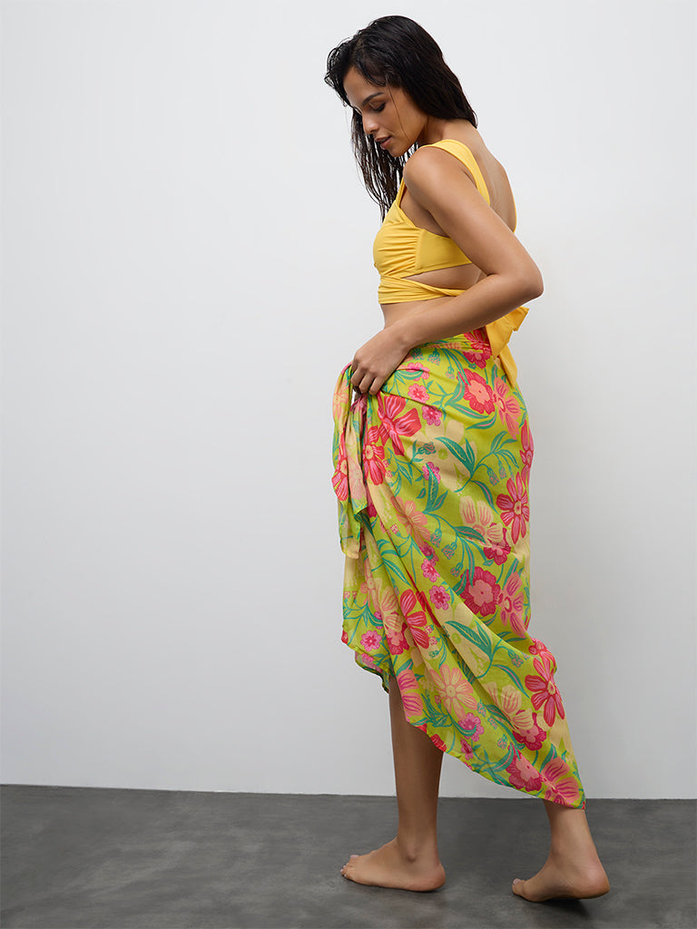 Wunderlove Swimwear Lime Floral Pattern Sarong In A Bag