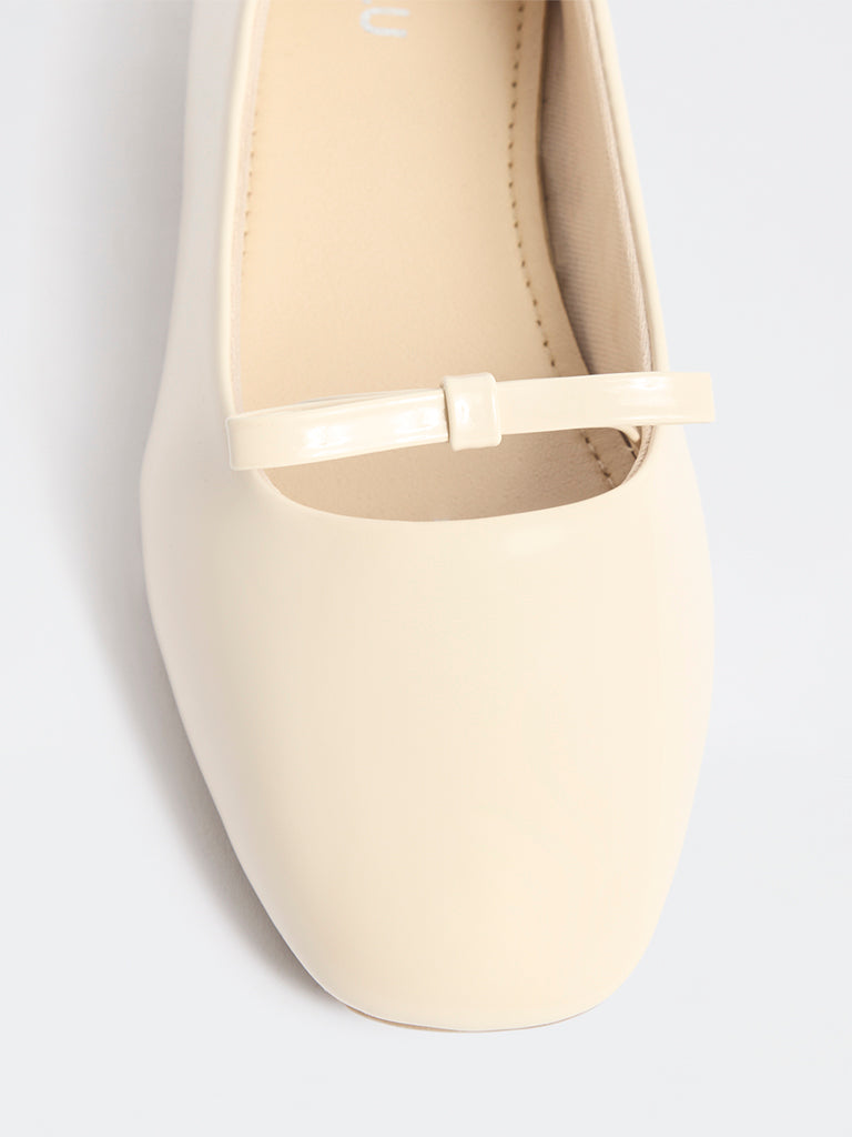 LUNA BLU Ivory Bow-Detailed Ballerinas