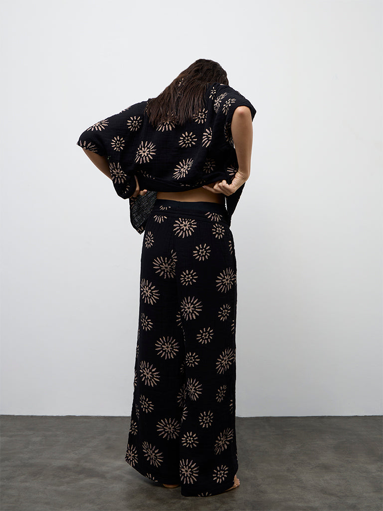 Wunderlove Black Printed Crinkle-Textured High-Rise Cotton Beach Pants