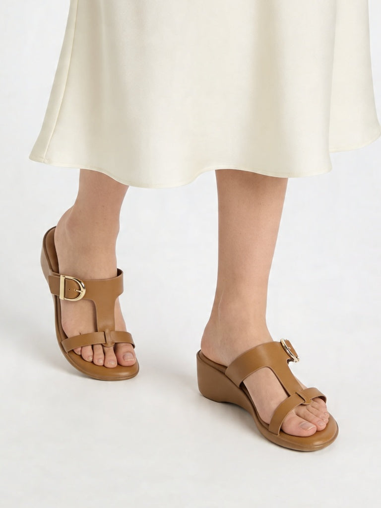 LUNA BLU Tan Buckle-Detail Wedge-Heel Sandals