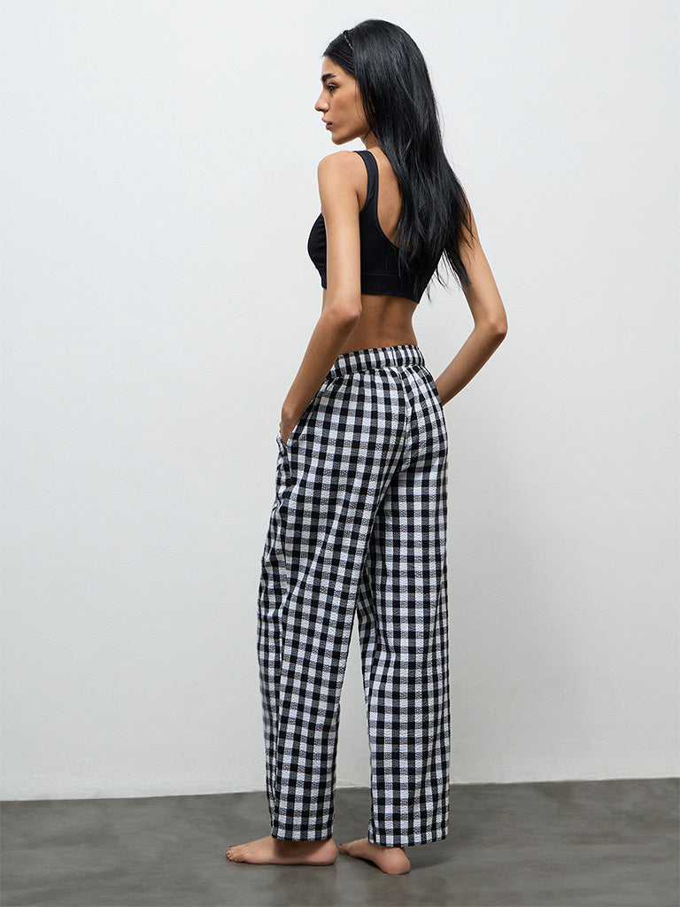 Wunderlove Black Checkered High-Rise Cotton Pants