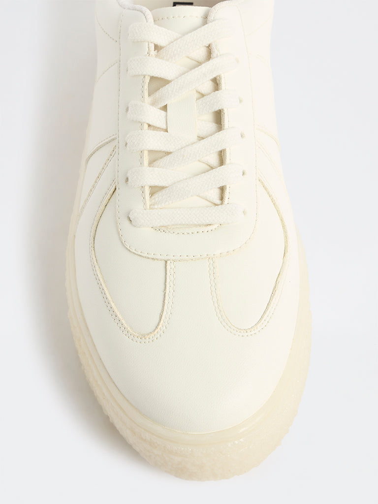 SOLEPLAY White Lace-Up Sneakers
