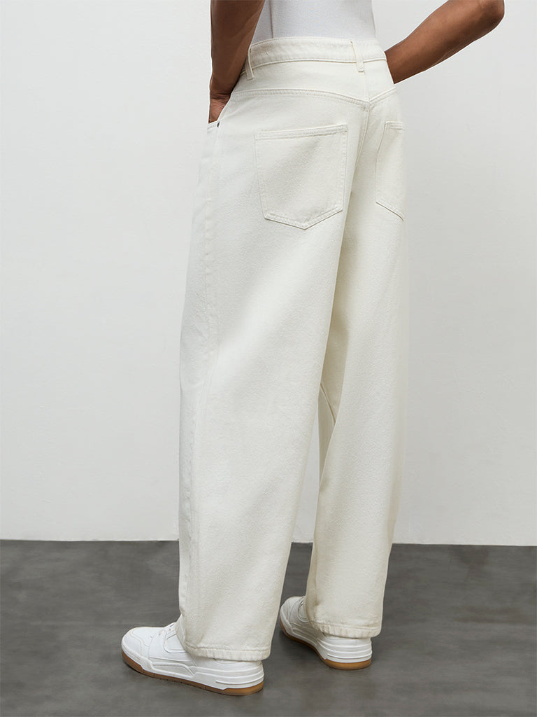 Nuon White Solid Relaxed-Fit Mid-Rise Jeans